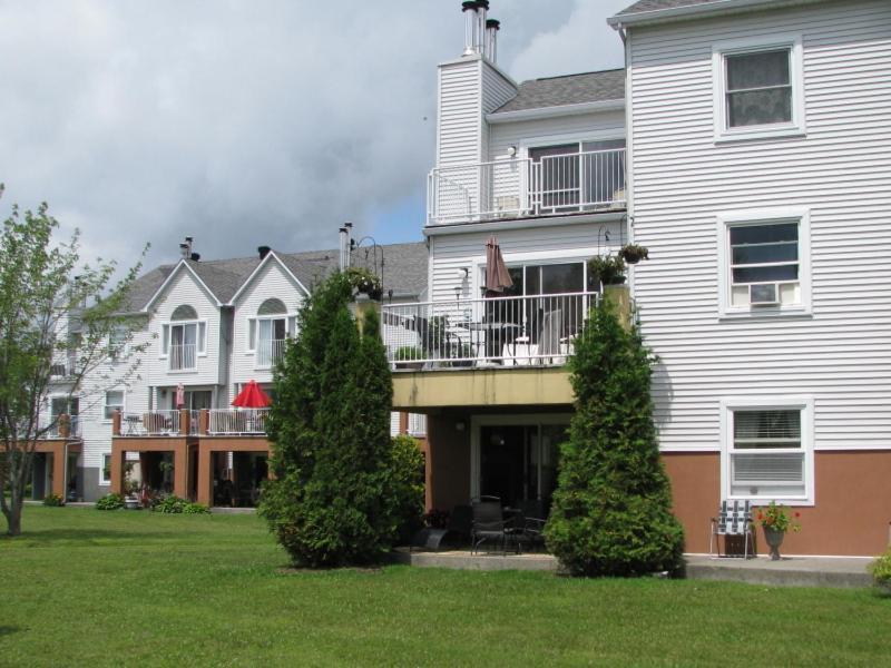 Arkadia Condo Magog Luaran gambar